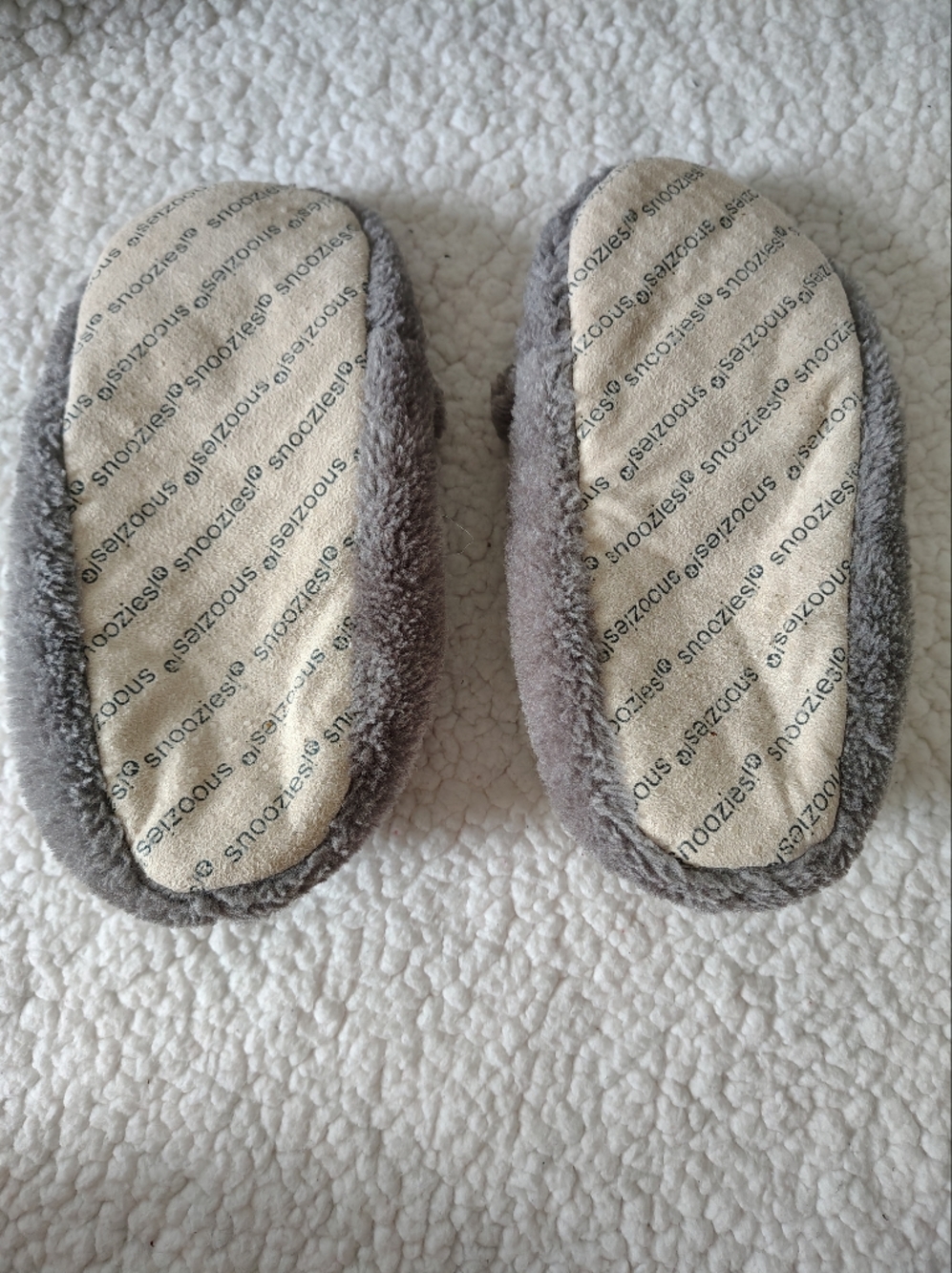 ☀️5/$25☀️ Snoozies! Cozy Size Small Koala Bear Slippers - Picture 7 of 9